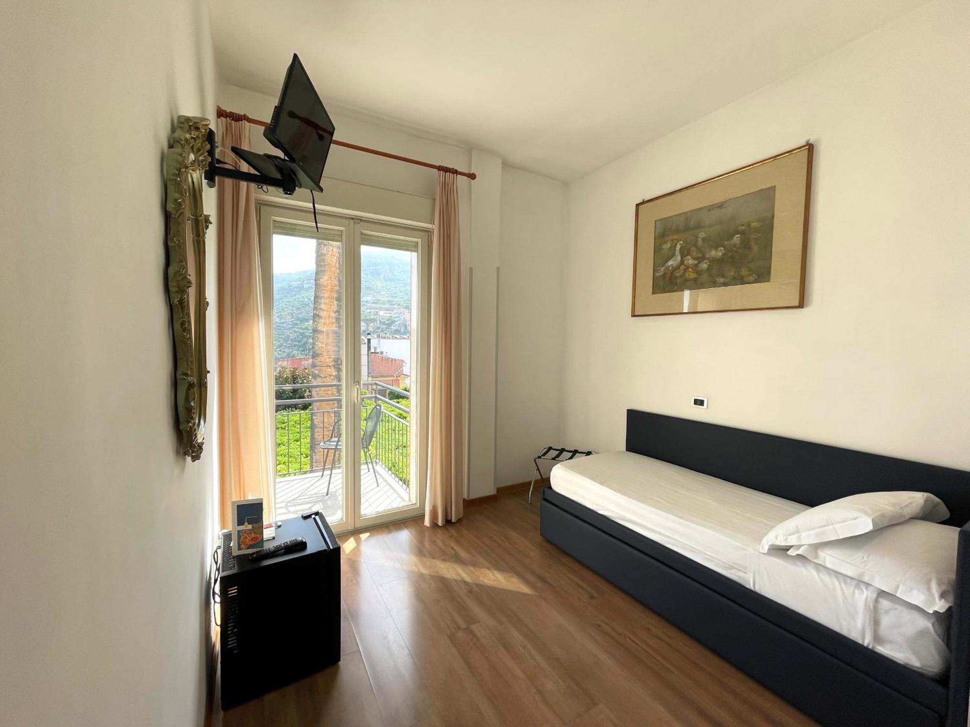 Aequa Hotel Vico Equense Værelse billede