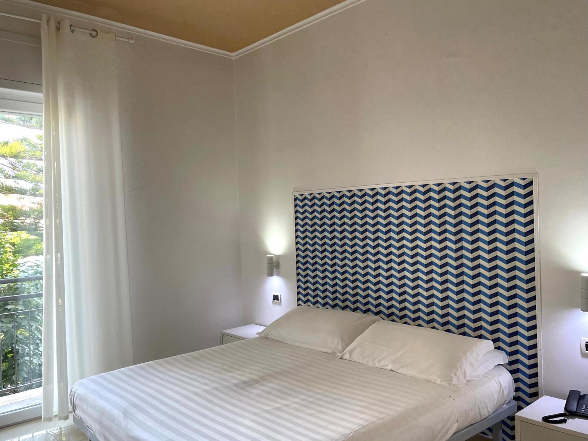 Aequa Hotel Vico Equense Værelse billede