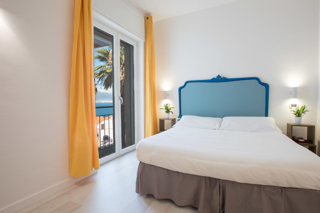 Aequa Hotel Vico Equense Eksteriør billede